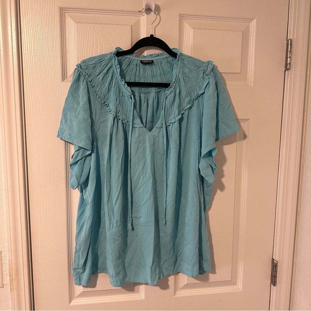 Torrid | Blue Ruffled Flutter Sleeve Top | Size XXL